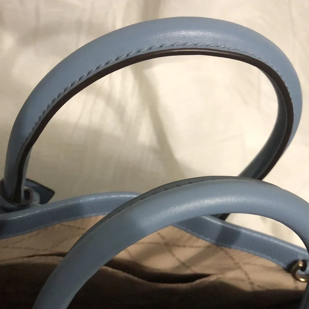 Michael Kors Mirella Med Leather Tote - Picture 6 of 11